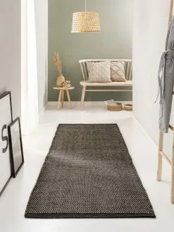 Graham Svart/Cream – Handvävd Gångmatta